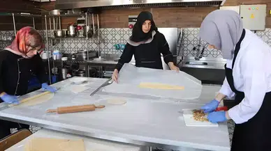 Erzurum'da 'Yüzyılın 100 Yemeği'ni gün ışığına çıkardılar