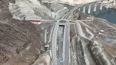 Artvin'in eski Yusufeli'ndeki viyadük bayramda hizmete açılacak