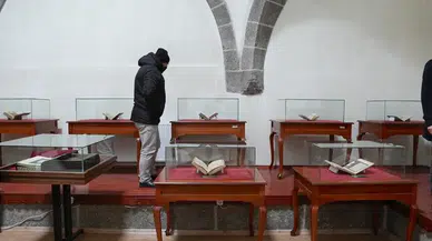 Erzurum'da 700 yıllık yazma eserler ramazana özel ziyarete açıldı