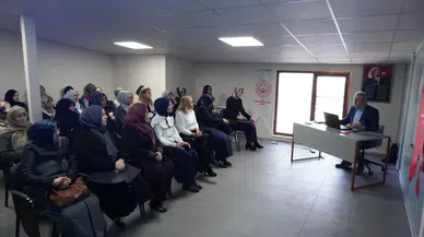 Rize Belediyesinden kadınlar için kooperatifçilik eğitimi verildi