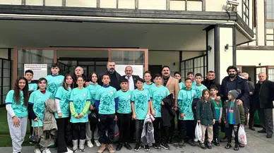 İyidere'li başarılı sporculara Rizespor forması hediye edildi