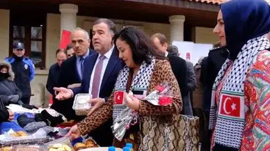 Bayburt Valisi Mustafa Eldivan ve Eşi Meltem Eldivan, Filistin İçin Kadınlar Tek Yürek Kermesine Katıldı