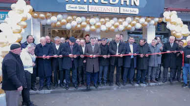 Bayburt Valisi Mustafa Eldivan, Hanedan Pastanesi'nin Yeni Şubesi Açılışına Katıldı