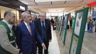 Rize Şimal AVM’de “Dünya Karikatüristlerinin Gözünden Bağımlılık” sergisi açıldı