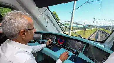 Bakan Uraloğlu: 2 yıl içerisinde yerli ve milli tren seti sayımız 25'e ulaşacak