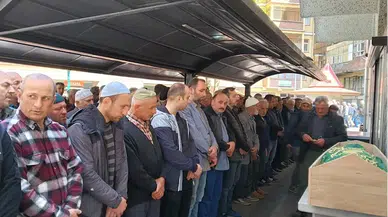Artvin'de oğlunun kullandığı iş makinesinin çarptığı kişi öldü
