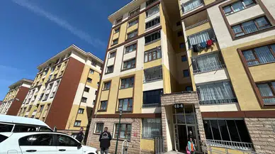 Erzurum'da 3. kattaki balkondan düşen çocuk ağır yaralandı