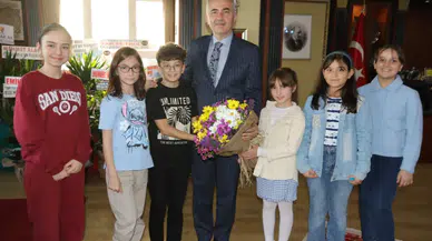 Rahmi Metin, Rize Kent Konseyi Çocuk Meclisi üyelerini ağırladı