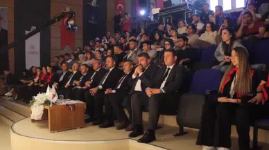 Bakan Yardımcısı Eminoğlu ve Vali Baydaş "Hayallerini Sahneye Yansıt" yarışmasını yerinde takip etti