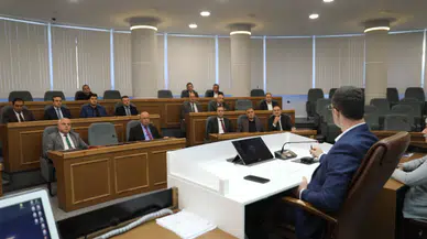 BAŞKAN EKİM KURMAYLARINI TOPLADI