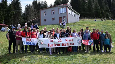 Trabzon'daki doğa ve spor dernekleri Kadıralak Yaylası'nda bir araya geldi