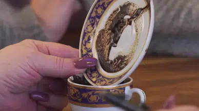 Rüyada fal baktırmak ne anlama gelir?