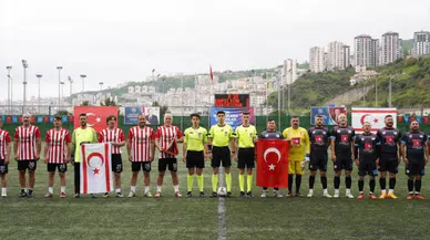 Trabzon'da "Karpaz-Trabzon Gönül Köprüsü Veteranlar Futbol Maçı" düzenlendi