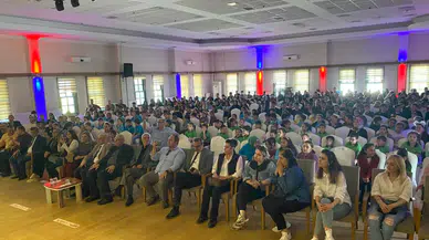 Çayeli'de halk müziği yarışması düzenlendi