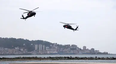 Jandarma Çelik Kanatlar, Rize'de gösteri uçuşu yaptı