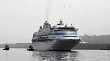 Sezonun ilk kruvaziyeri "Astoria Grande" Trabzon Limanı'na geldi