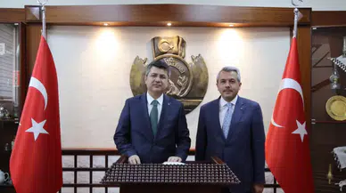 Bakan Yardımcısı Hüseyin Kürşat Kırbıyıktan Rize Valiliğine ziyaret