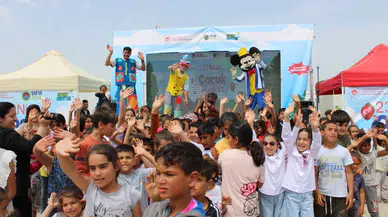 Malatya'da, depremzede çocuklar için 23 Nisan etkinliği düzenlendi