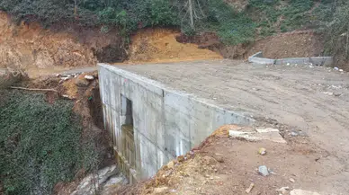 Güneysu Belediyesi hizmetlerine ara vermeden devam ediyor