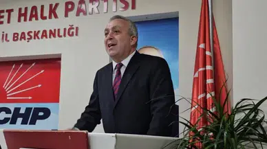 Artvin Belediye Başkanı Bilgehan Erdem, mazbatasını aldı