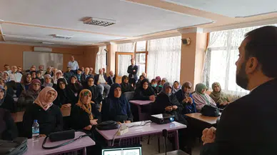 Rize Müftülüğü hacı adaylarını bilgilendiriyor