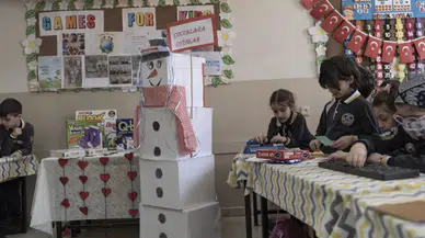 Öğrenciler zeka oyunlarıyla teknoloji bağımlılığından uzaklaştırılıyor