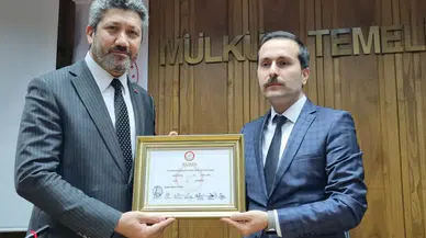 Rıfat Özer mazbatasını aldı