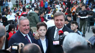 Erzincanlı gençler Valiliğin İftar yemeğinde bir araya geldi