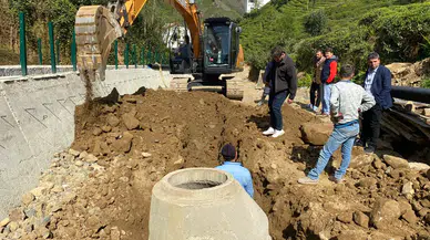 Güneysu Belediyesi mahallelerdeki çalışmalarına devam ediyor