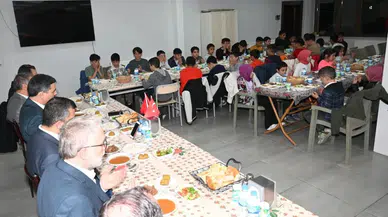 Erzurum Valisi Mustafa Çiftçi, Tortum'da Ramazan Coşkusunu Çocuklarla Paylaştı