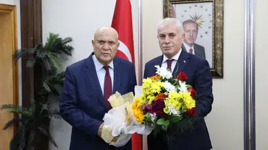 Bayburt Belediyesi'nde Devir Teslim Töreni Gerçekleşti