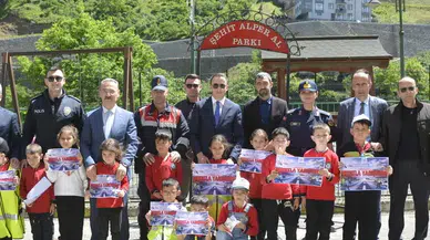 Şalpazarı'nda "Karayolu Trafik Güvenliği Haftası" etkinliği düzenlendi