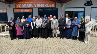 Çayeli Kaymakamlığı'ndan şehir annelerine "Anneler Günü" etkinliği