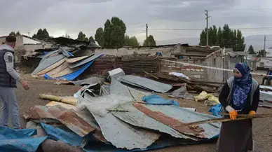 Erzurum'da Hortum Çıktı! Ortalık Savaş Alanına Döndü