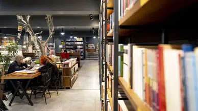 Erzurum'da açılan "kitap kafe" öğrencilerin uğrak yeri oldu