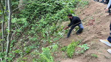 Rize’de otomobil uçuruma yuvarlandı; 1ölü 4 yaralı