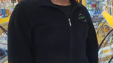 Zonguldak'ta aktarın önünde düşürülen altının sahibine sosyal medyadan ulaşıldı