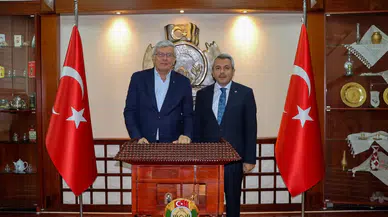 Eski Adalet Bakanı Kenan İpek Vali Baydaş'ı ziyaret etti