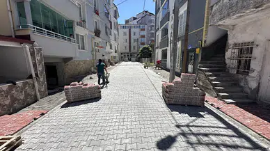 Bafra'da mahallelerde yol yapım çalışmaları sürüyor