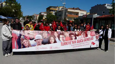 Gerze'de Gençlik Yürüyüşü düzenlendi