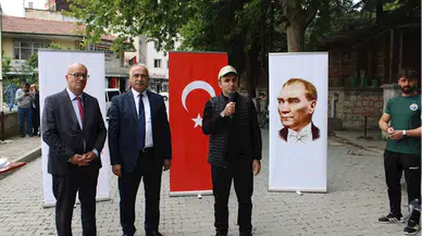 İskilip'te 107 kişi bisikletle ilçenin tarihi mekanlarını gezdi