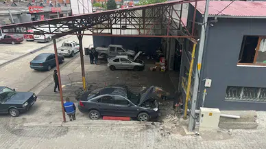 Tabela ölçüsü alırken çatıdan düşen işçi ağır yaralandı 