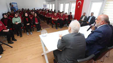 Başkan Sandıkçı öğrencilerle buluştu