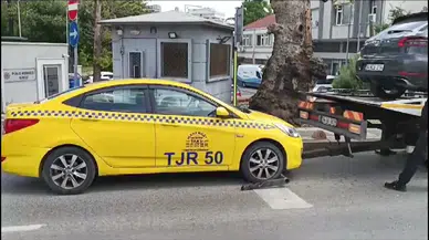 İstanbul-Üsküdar'da İETT otobüsünün kadın şoförüne saldırı; taksicinin çalışma belgesi iptal edildi 