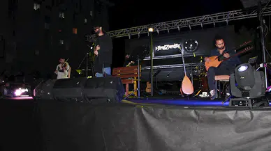 Malatya'da depremzedeler için konser düzenlendi