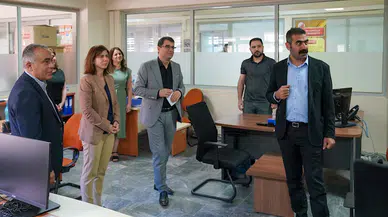 Diyarbakır Büyükşehir Belediyesi eş başkanlarından, birimlere ziyaret