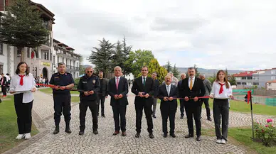 Merzifon'da TÜBİTAK 4006 Bilim Fuarı açıldı