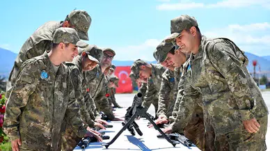 Malatya'da , engelliler temsili askerlik yaptı