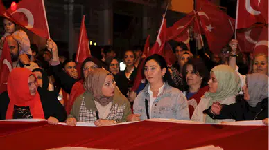 Bafra’da Gençlik yürüyüşü ve fener alayı düzenlendi