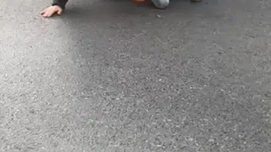 İstanbul- Esenyurt'ta yol verme kavgasında motokurye bıçaklandı 